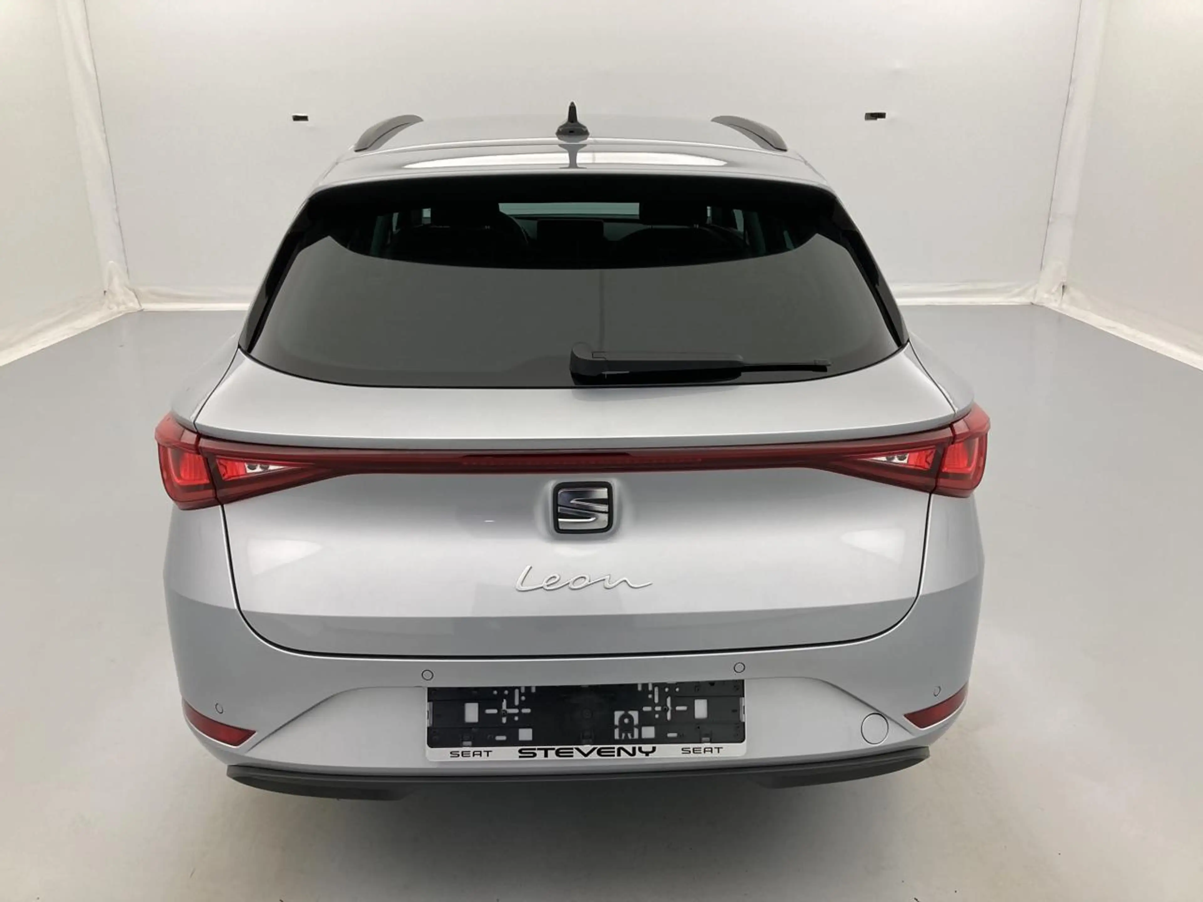 SEAT Leon Move! 1.0 TSI 110ch (81kW) Manuelle 6v — photo 13