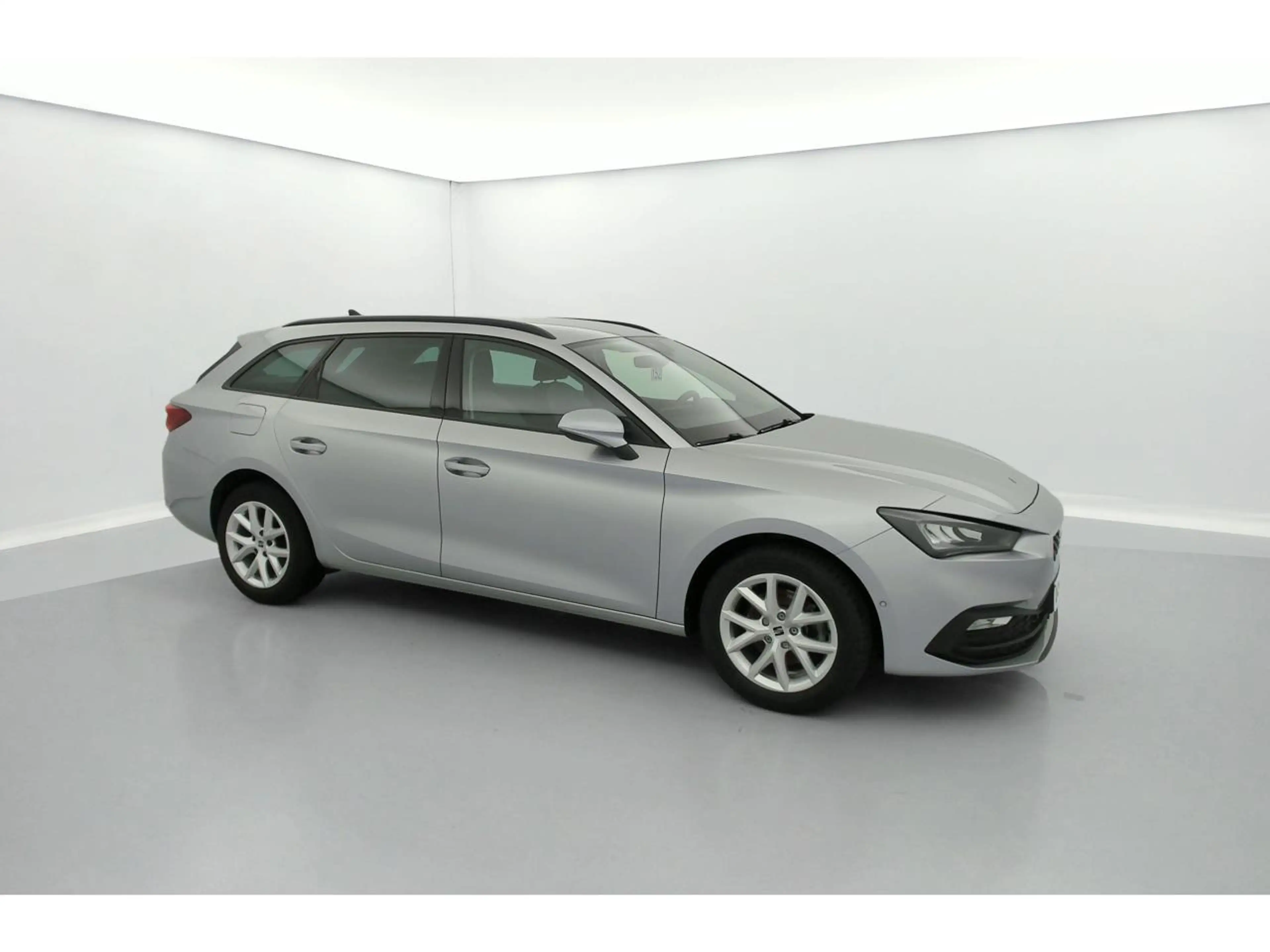 SEAT Leon Move! 1.0 TSI 110ch (81kW) Manuelle 6v — photo 7