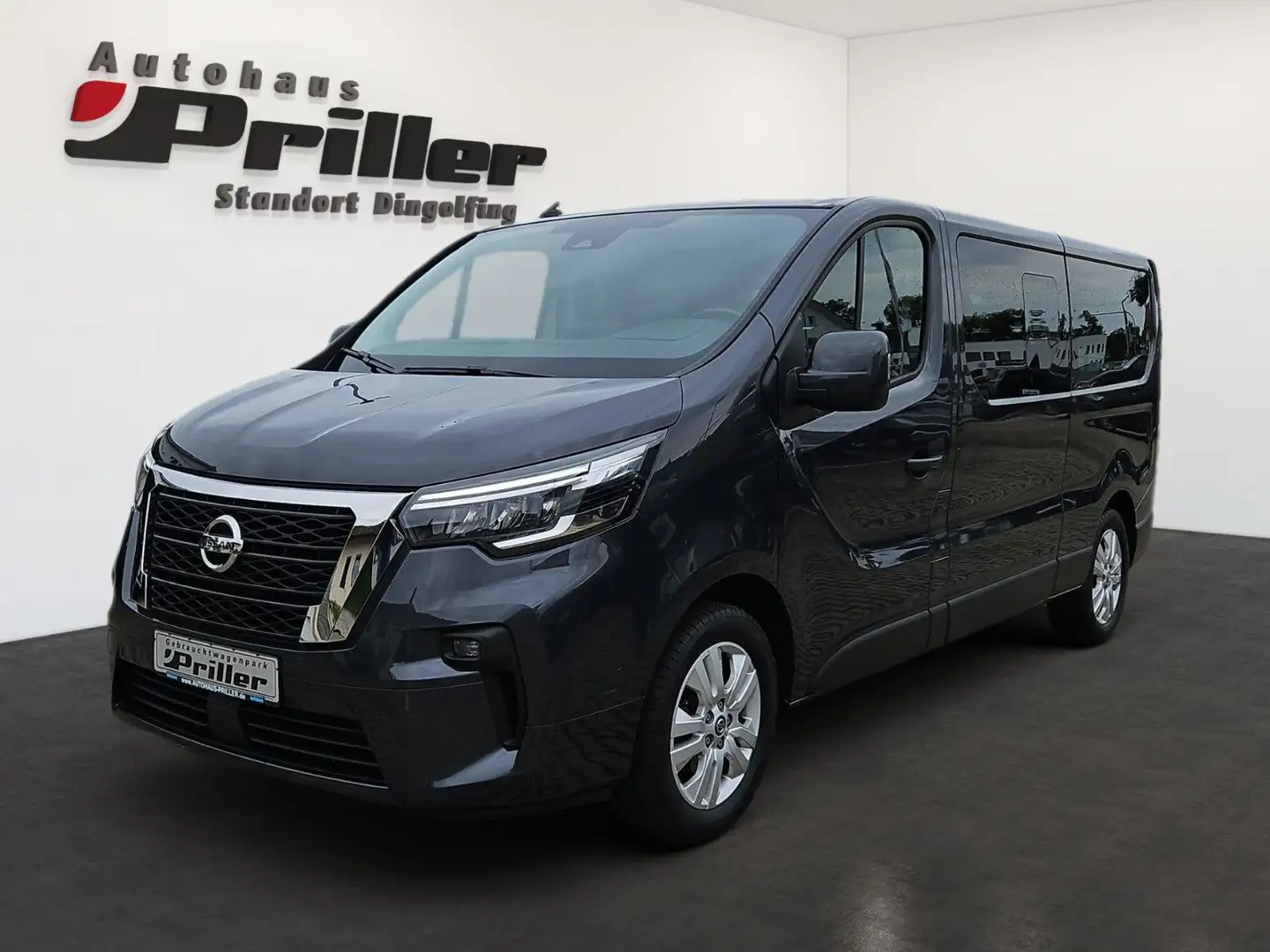 Nissan Primastar Kombi L2H1 Tekna DCT170 9-Sitzer/AHK Grau - 1