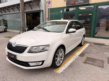 Octavia Wagon 1.6 tdi Ambition 105cv dsg