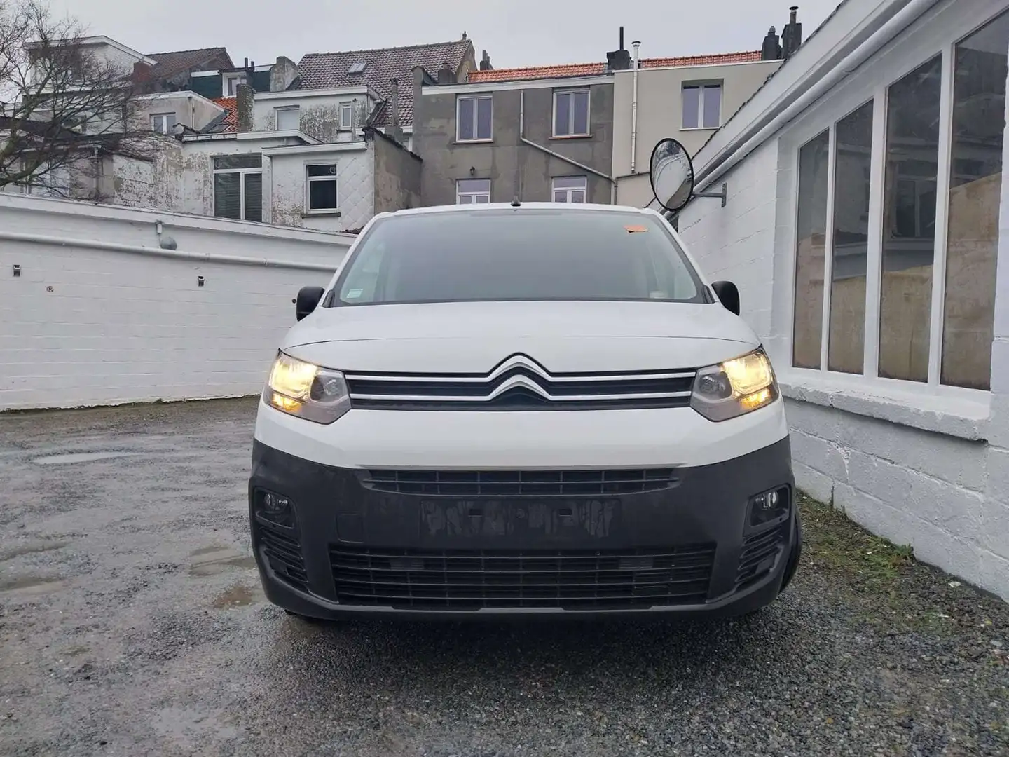 Citroen Berlingo 1.2 PureTech * GPS * A/C * Capteur *233 € x 60 Blanc - 2