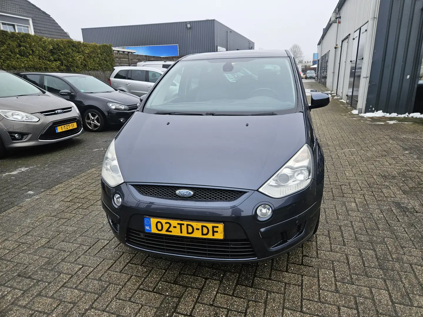 Ford S-Max 2.5-20V Turbo Grau - 2
