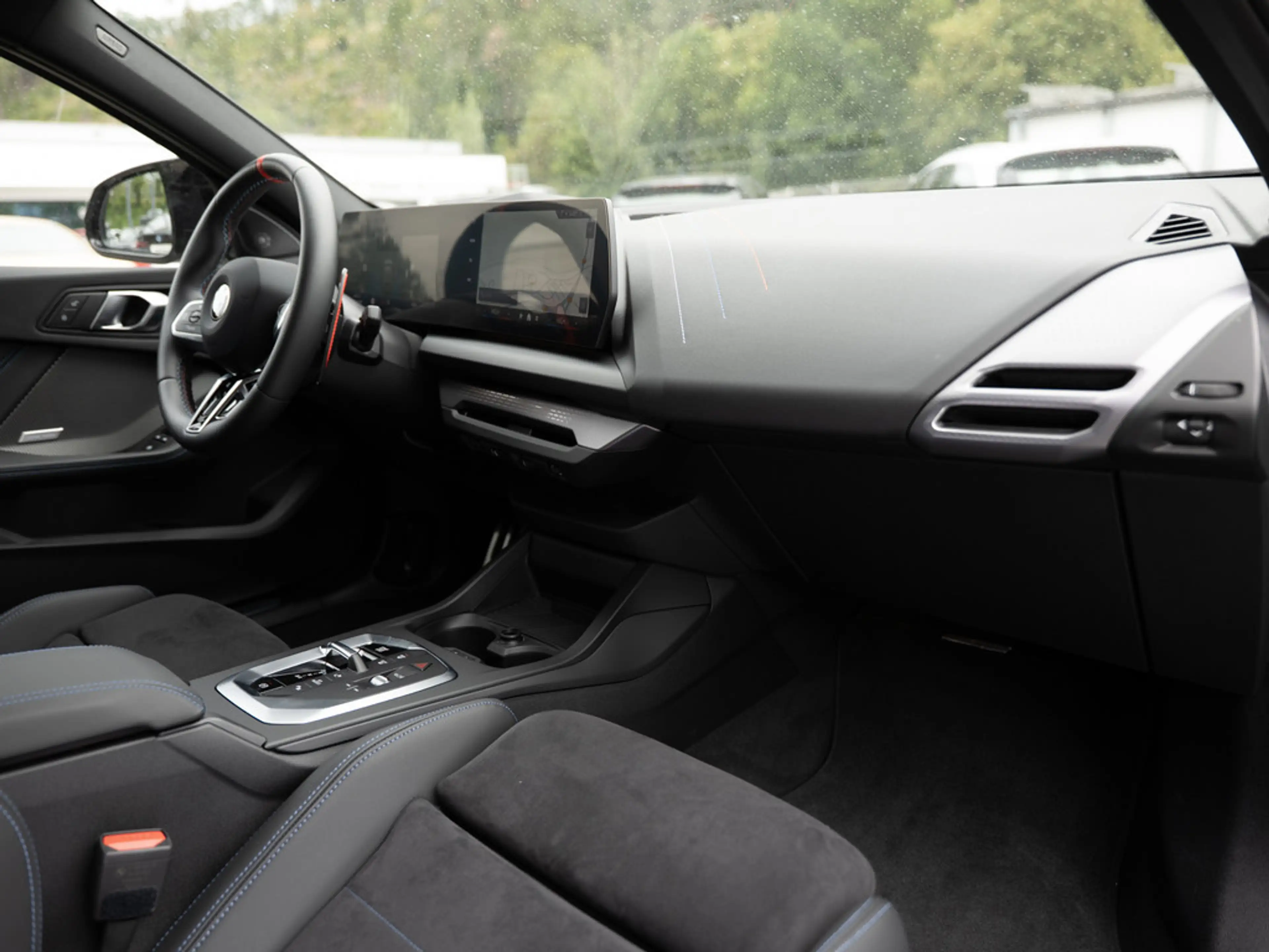 BMW 135 xDrive HUD 360° LED NAVI M Technik Paket II — photo 10