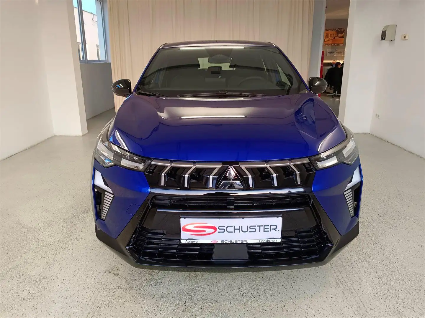 Mitsubishi ASX 1,0 Petrol Inform 25 Blau - 2