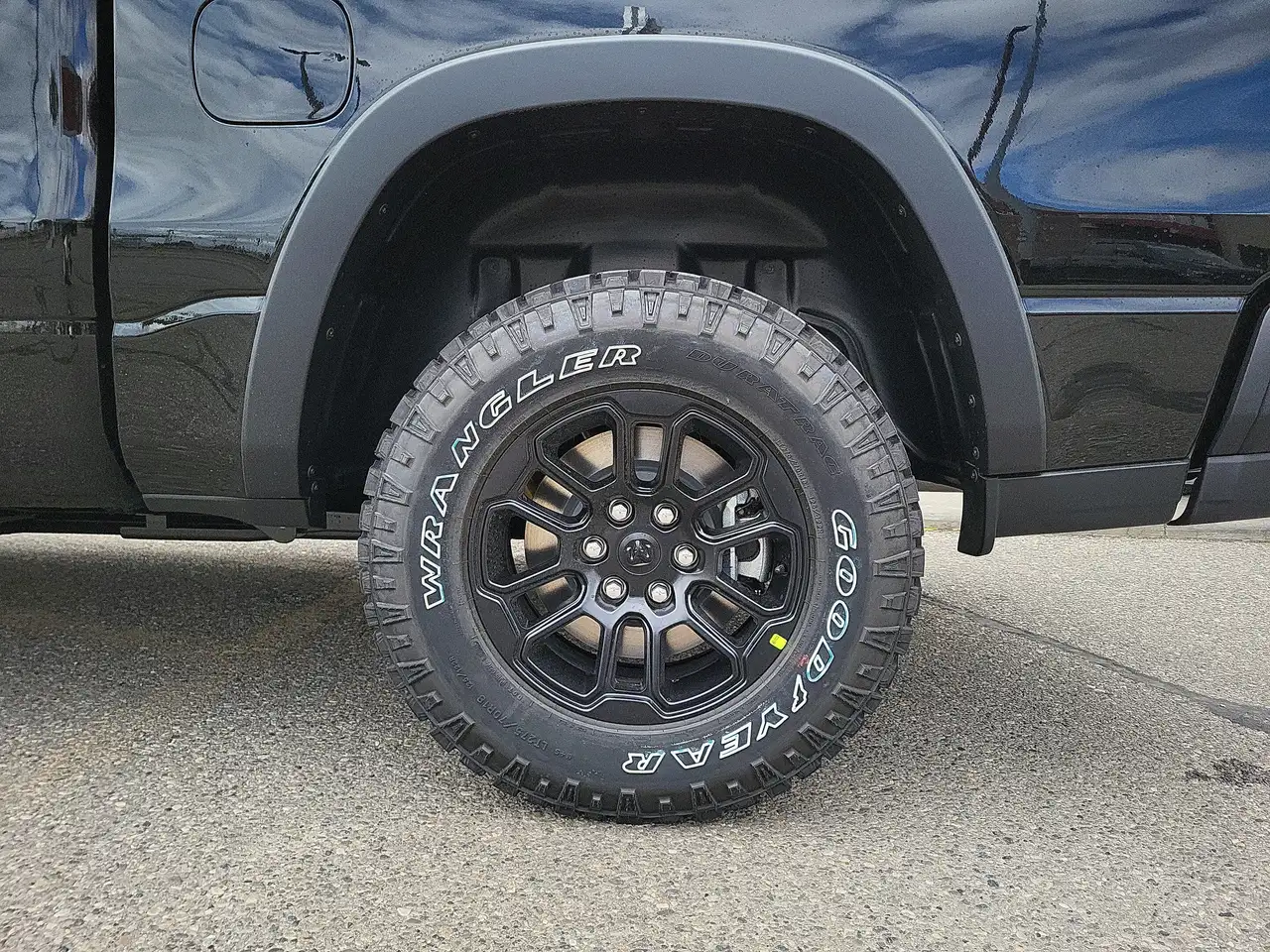 RAM 1500 снимка RAM 1500