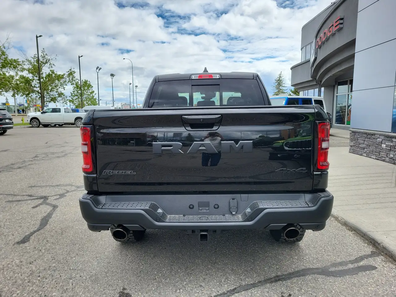 RAM 1500 снимка RAM 1500