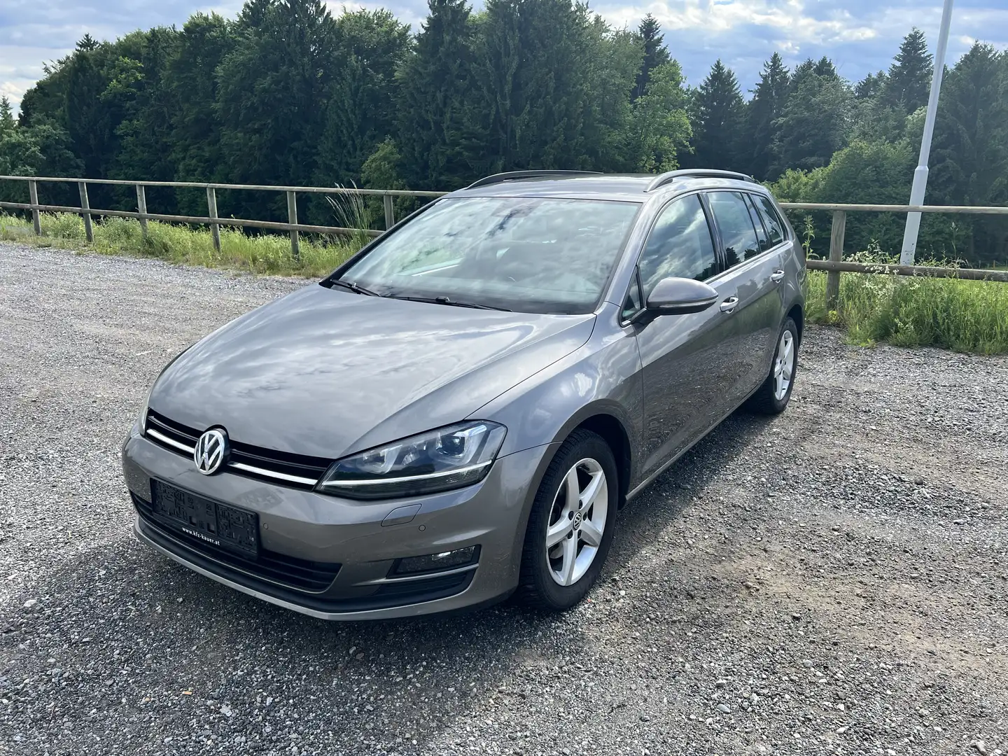 Volkswagen Golf Variant Comfortline 1,6 TDI DSG - 1