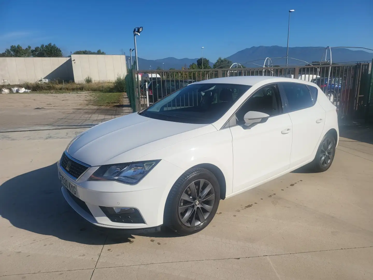 SEAT Leon 1.5 EcoTSI S&S Style 130 Blanco - 1