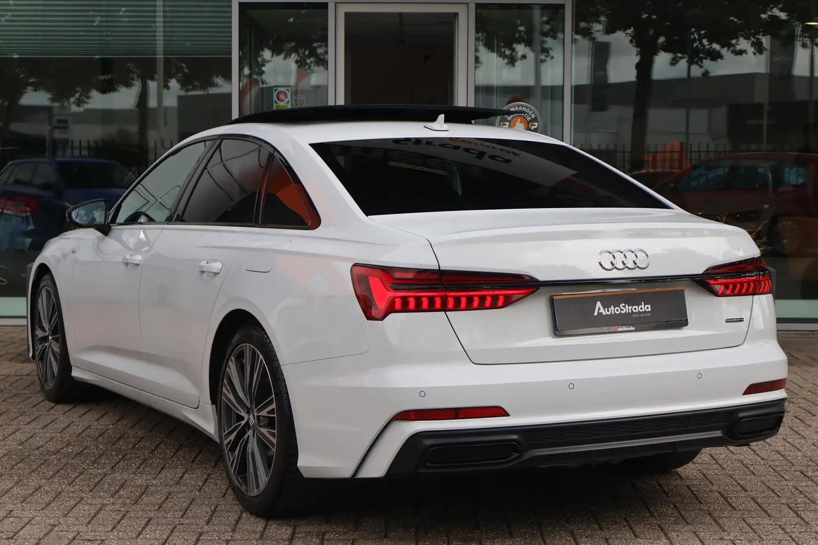 Audi A6 Limousine 55 TFSI S-Line e quattro 367pk | Carplay Blanc - 2