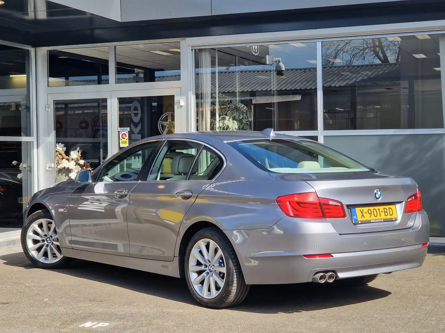 BMW 523 5-serie 523i Executive NIEUWSTAAT !! Grijs - 2