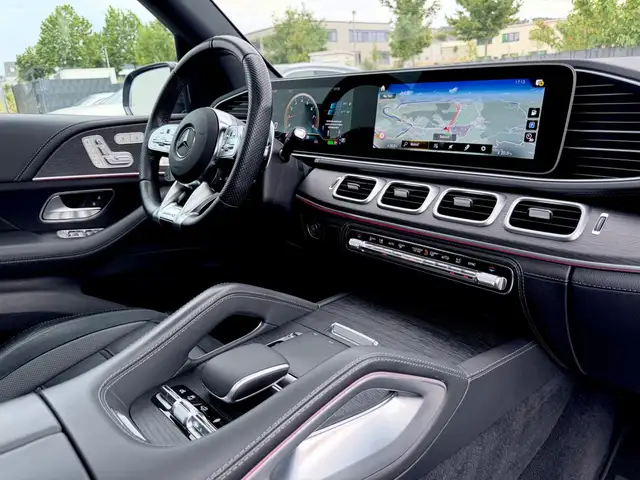 Mercedes-Benz GLE view 12