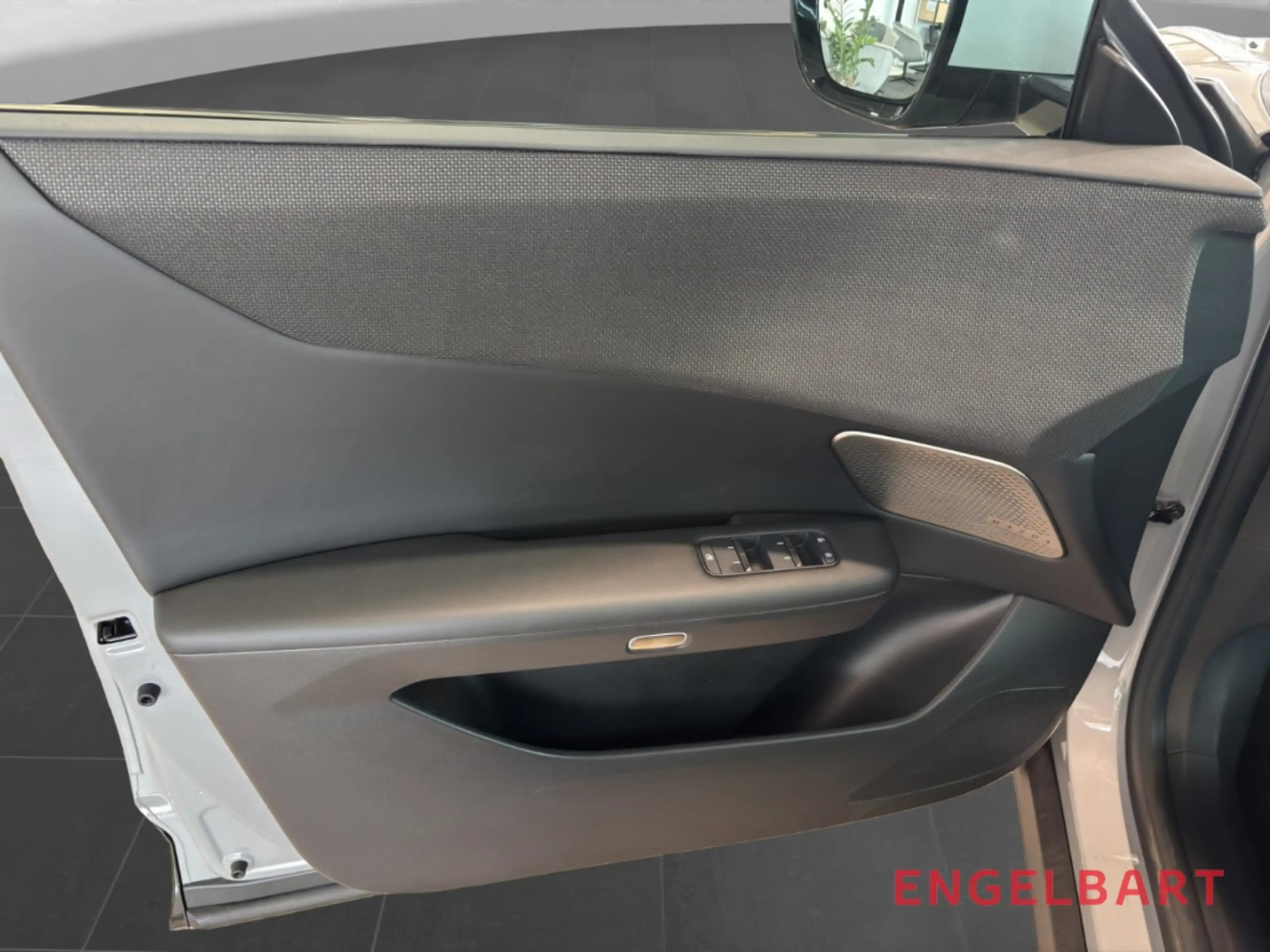 Mazda CX-6e 190 kW EV Takumi HUD Panorama Navi Soundsystem 360 — photo 10