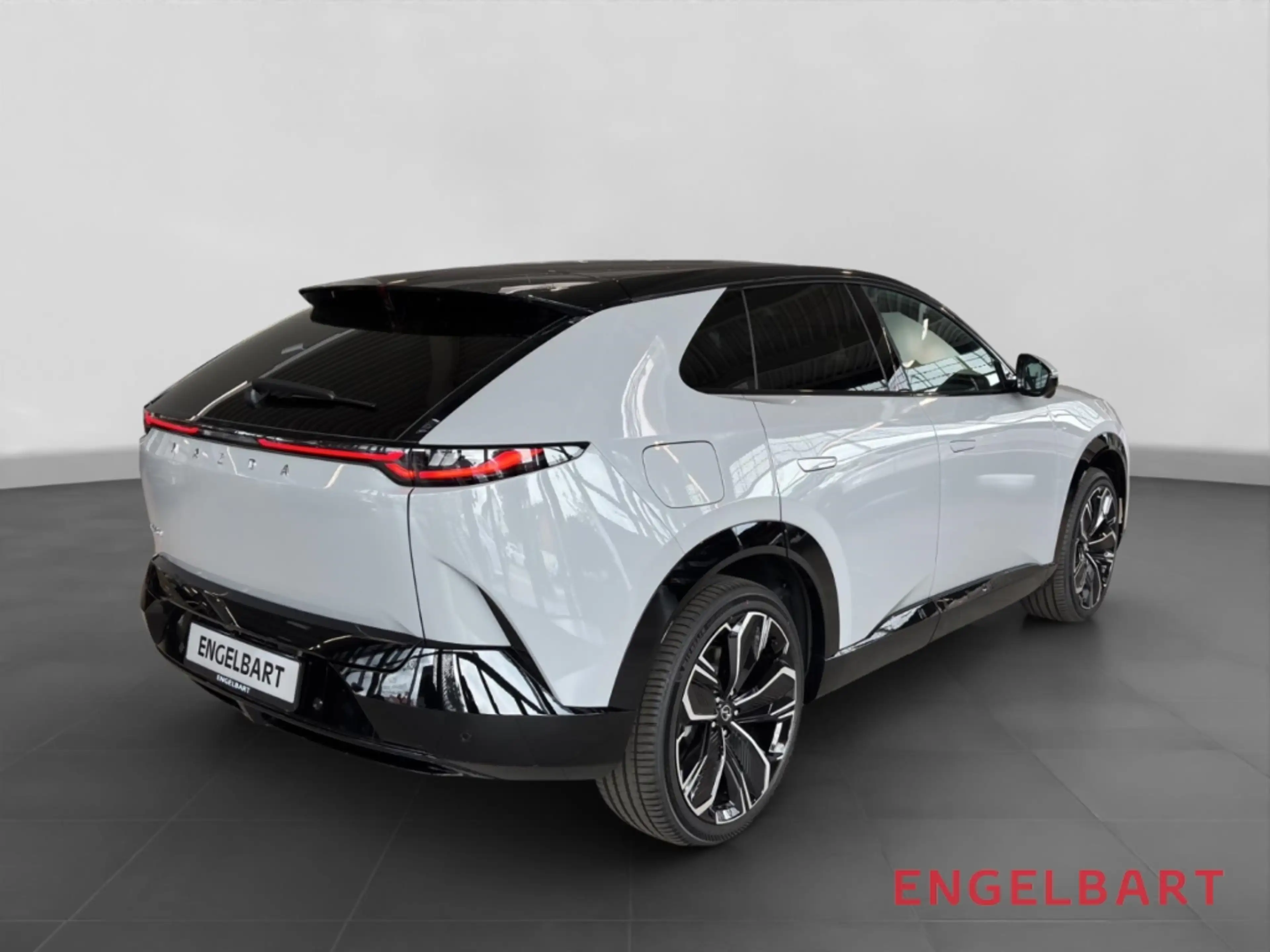 Mazda CX-6e 190 kW EV Takumi HUD Panorama Navi Soundsystem 360 — photo 4