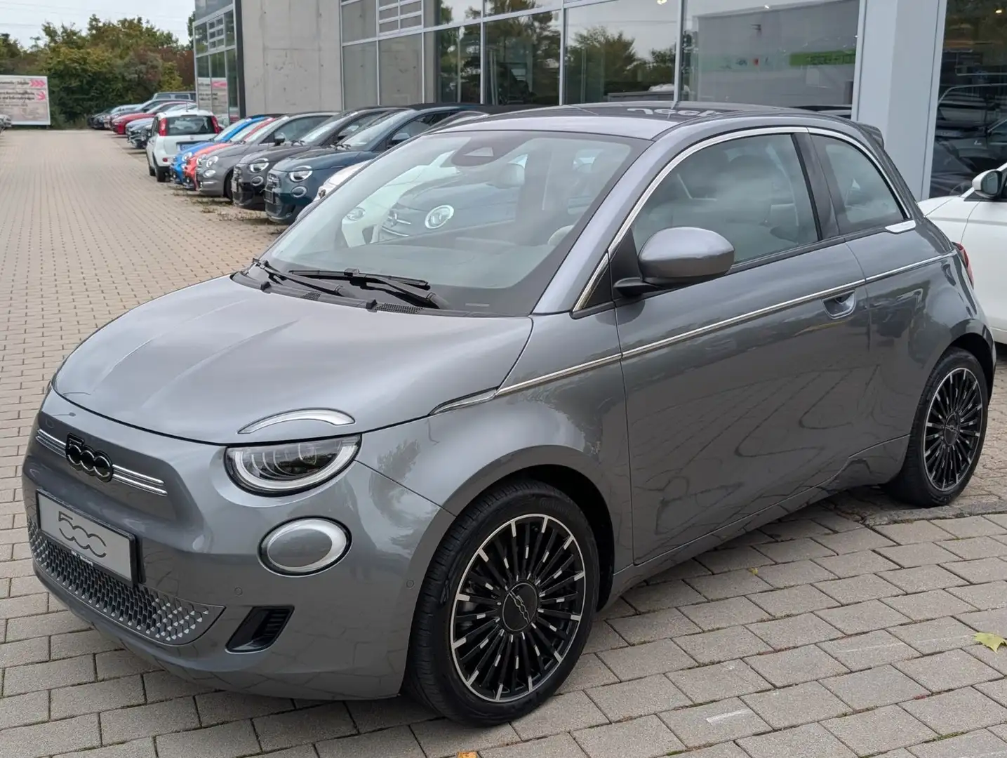 Fiat 500e La Prima by Bocelli Grau Grau - 2