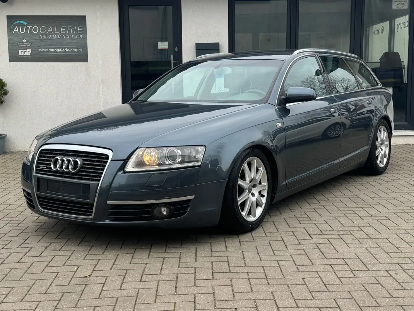 Audi A6 Avant 3.0 TDI quattro°Navi°Klima°Luftfahrwerk Blau - 1
