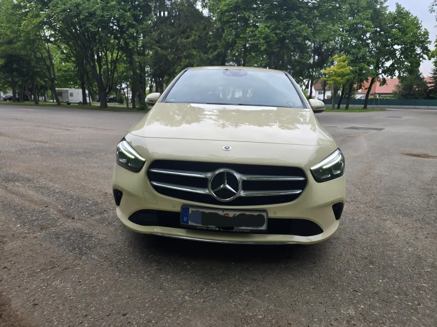 Mercedes-Benz B 200 B 200 d Aut. LED Navi Bluetooth Euro6 Beige - 2