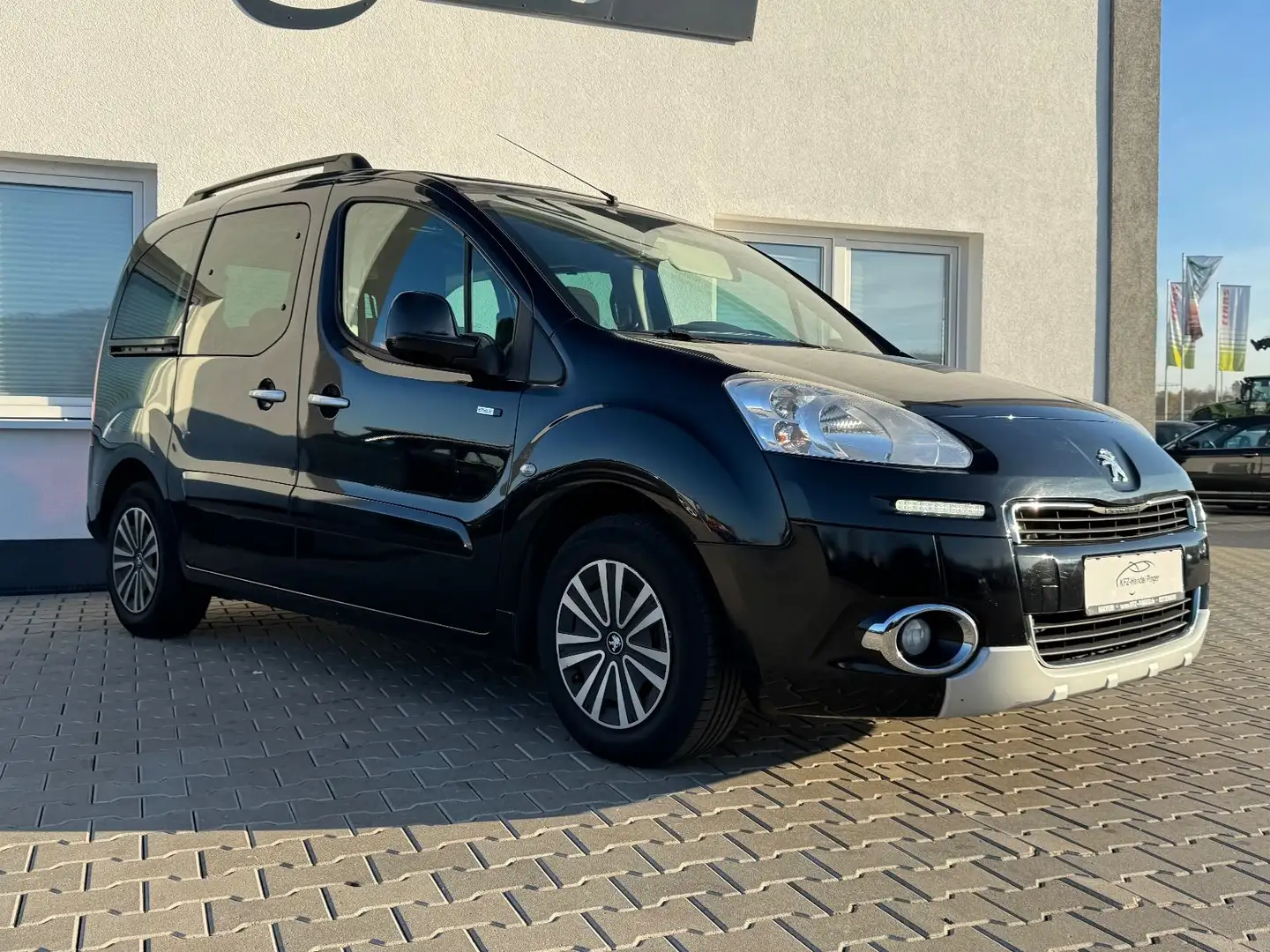 Peugeot Partner Tepee Style Zwart - 2