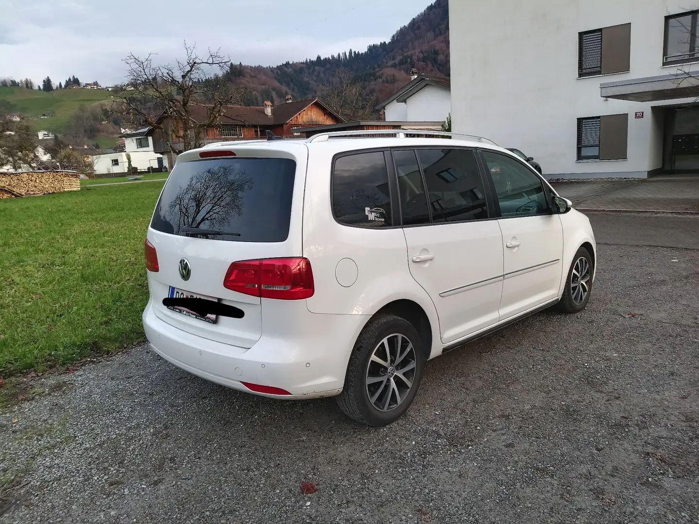 Volkswagen Touran 1,6 TDI Sky *NEU VORGEFÜHRT* - 2