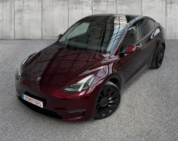 Tesla Model Y AWD Dual Motor Performance | SoH: 95.5% | Tesla trekhaak | BTW wagen