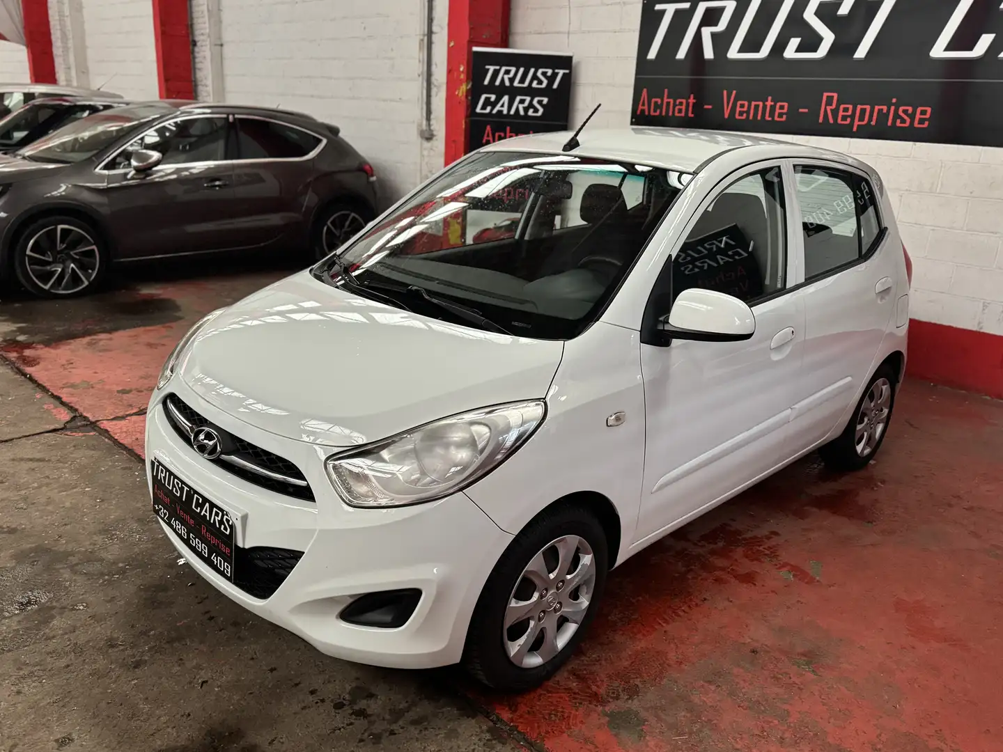 Hyundai i10 i10 BlueDrive 12 MOIS DE GARANTIE Weiß - 2