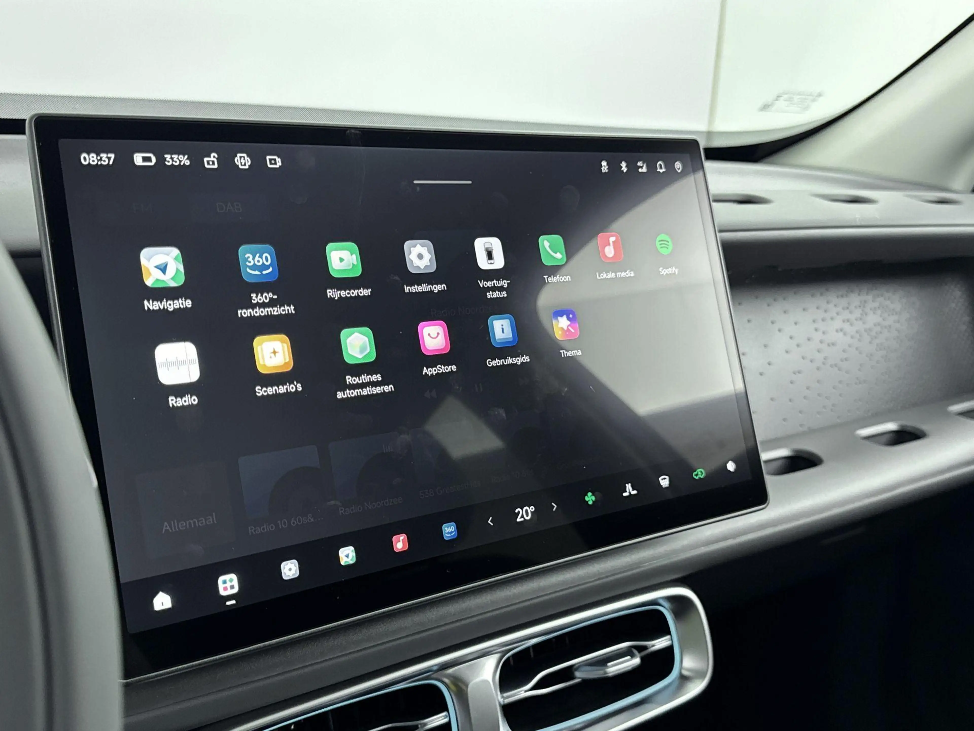 Leapmotor B10 Design ProMax 67.1 kWh Voorraaddeal! | Navigatie | — photo 15
