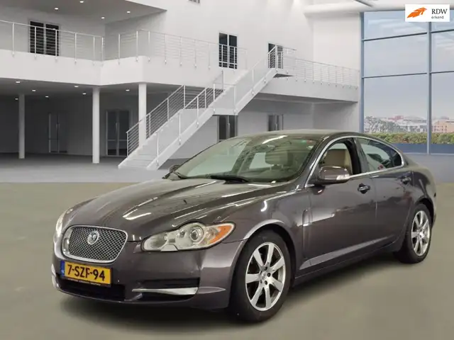 Jaguar XF 3.0 V6 Premium Luxury