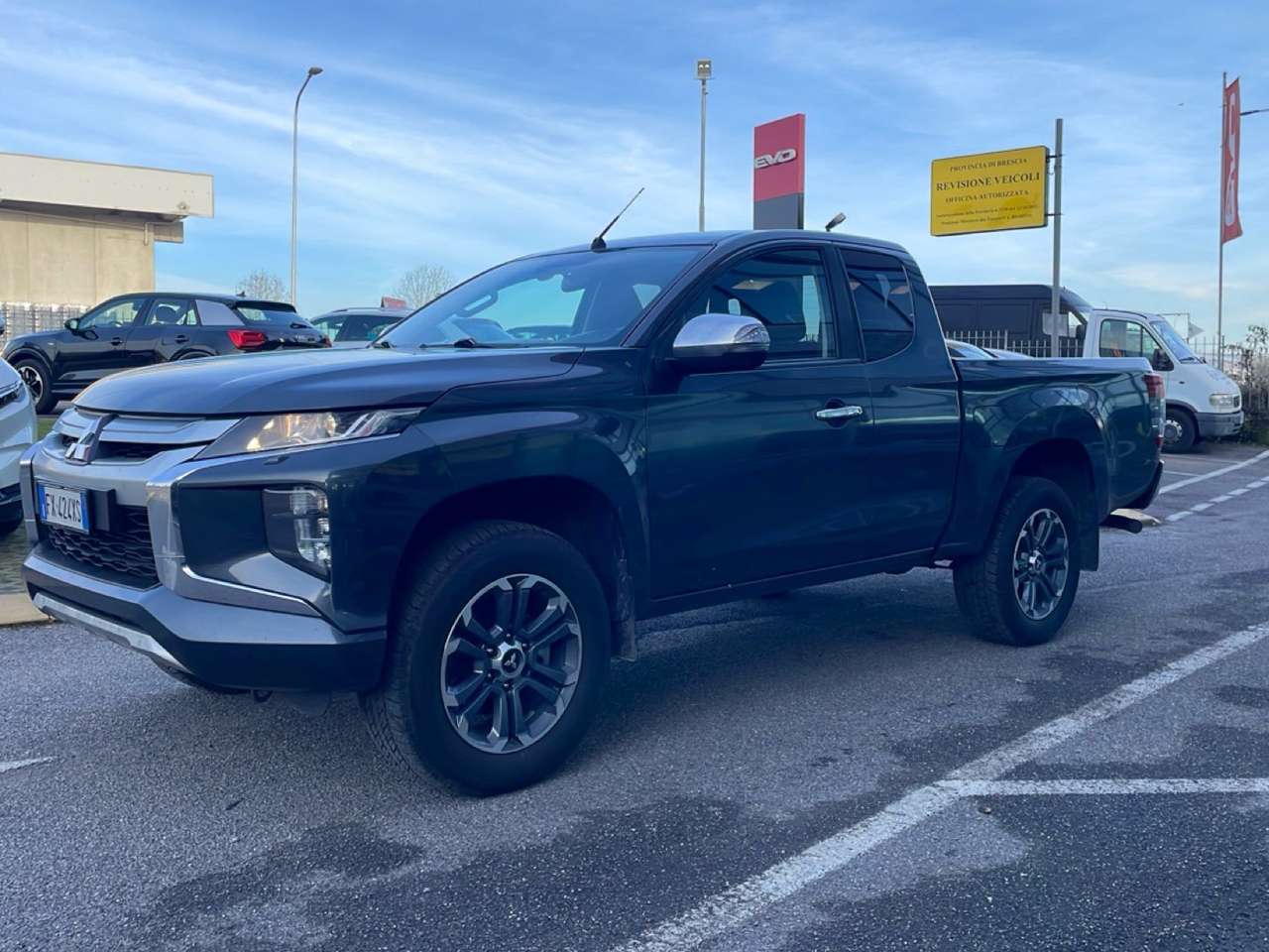 Mitsubishi L200 L200 CLUB CAB INTENSE 4WD SUPERSELECT + GANCIO TRAINO