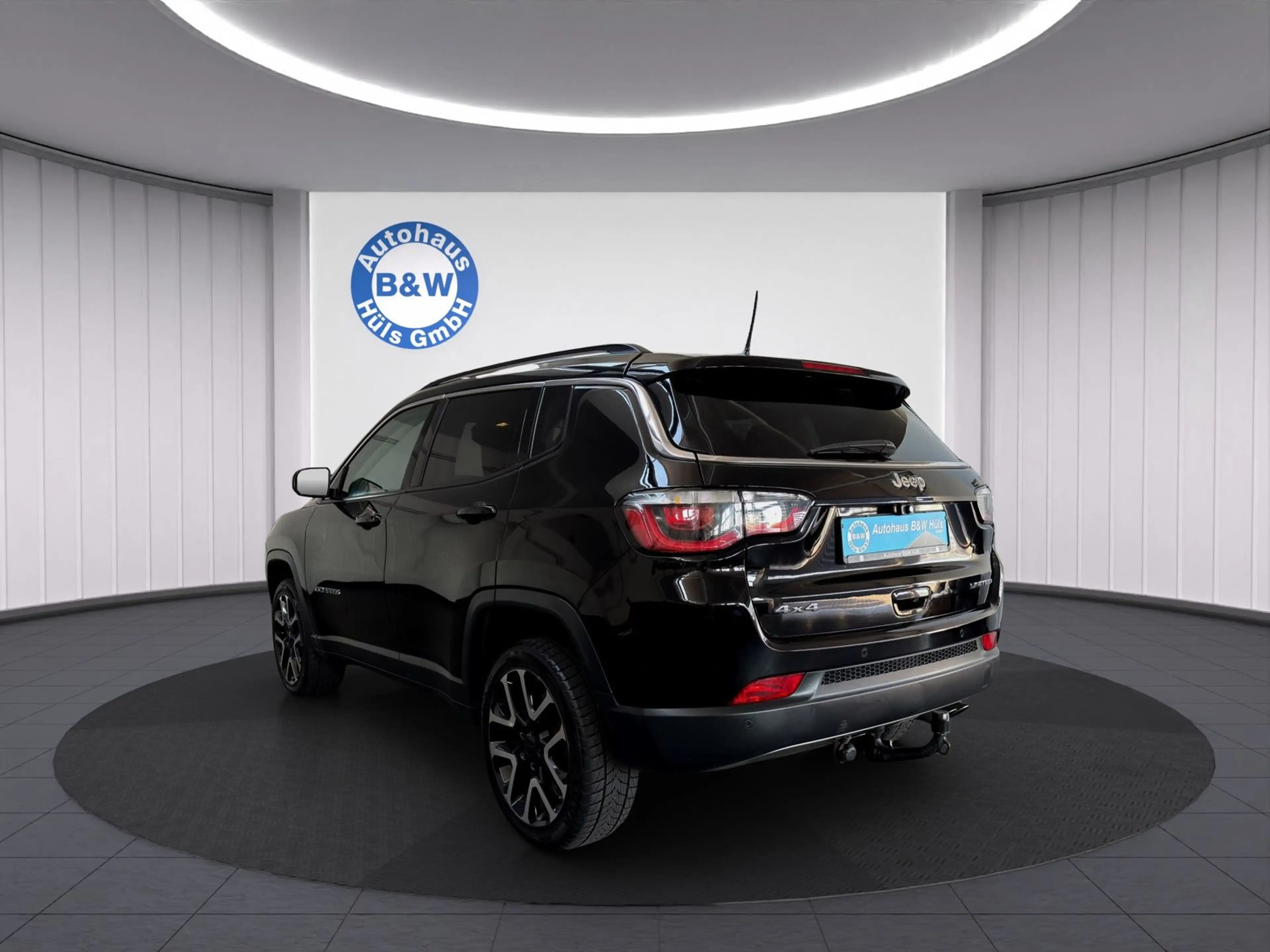 Jeep Compass Limited 4WD*KAMERA*LEDER*XENON*NAVI* — photo 6
