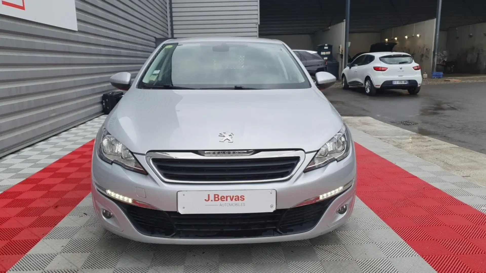 Peugeot SOCIETE 1.6 BlueHDi 100ch S&S BVM5 Active Business Сірий - 2
