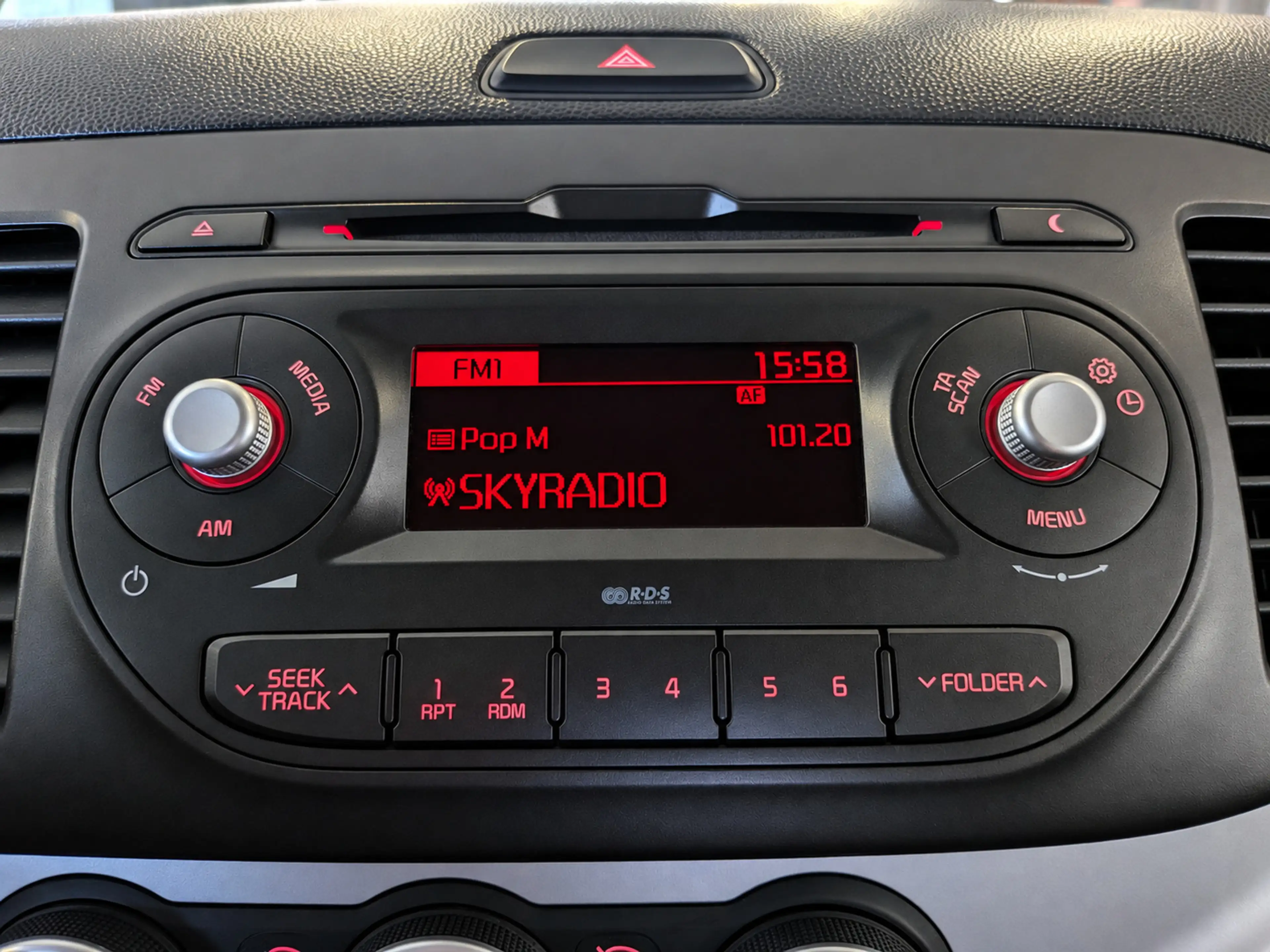 Kia Picanto 1.2 CVVT DynamicLine Automaat Airco, Stuurbekracht — photo 13