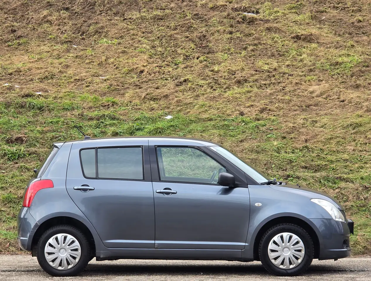 Suzuki Swift 4X4 Snow Top – Bild 8
