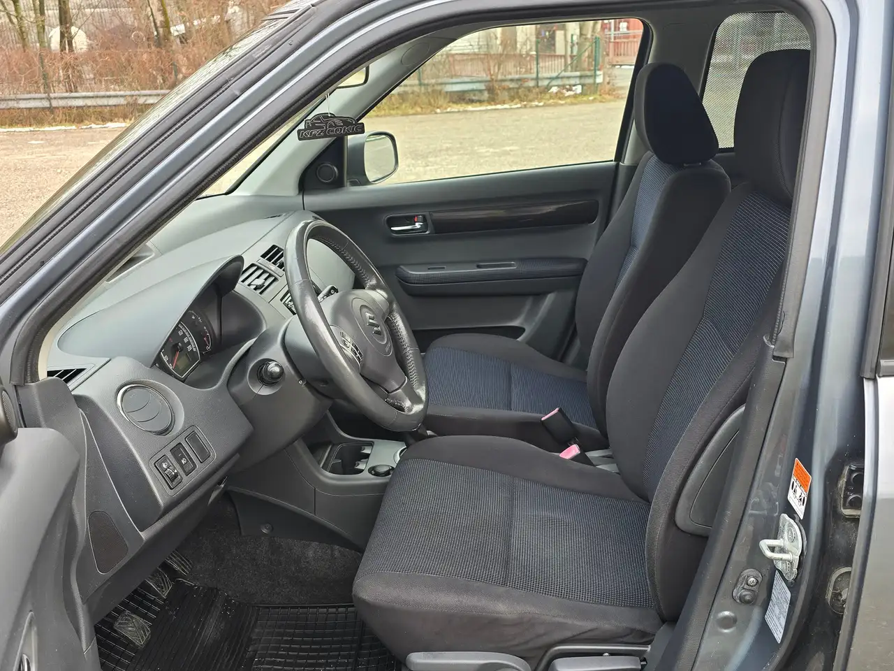 Suzuki Swift 4X4 Snow Top – Bild 12