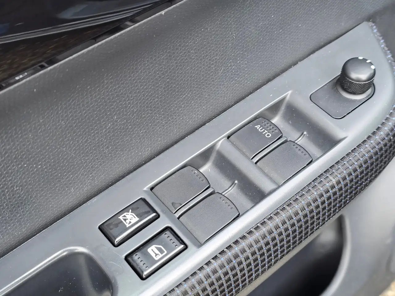 Suzuki Swift 4X4 Snow Top – Bild 10