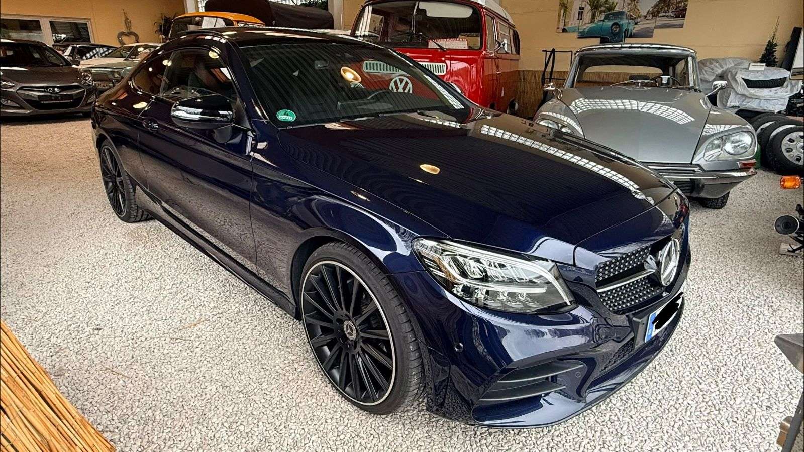 Second hand Mercedes Benz C-Class 