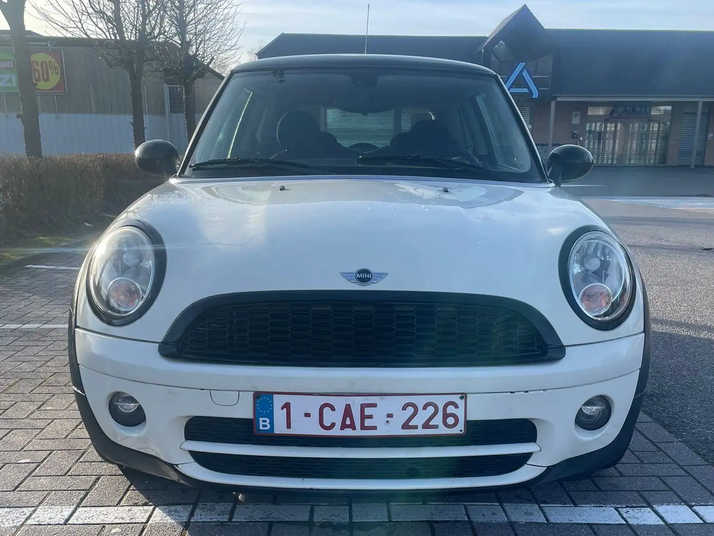 MINI Cooper D 1.6 D Cooper DPF Beżowy - 1