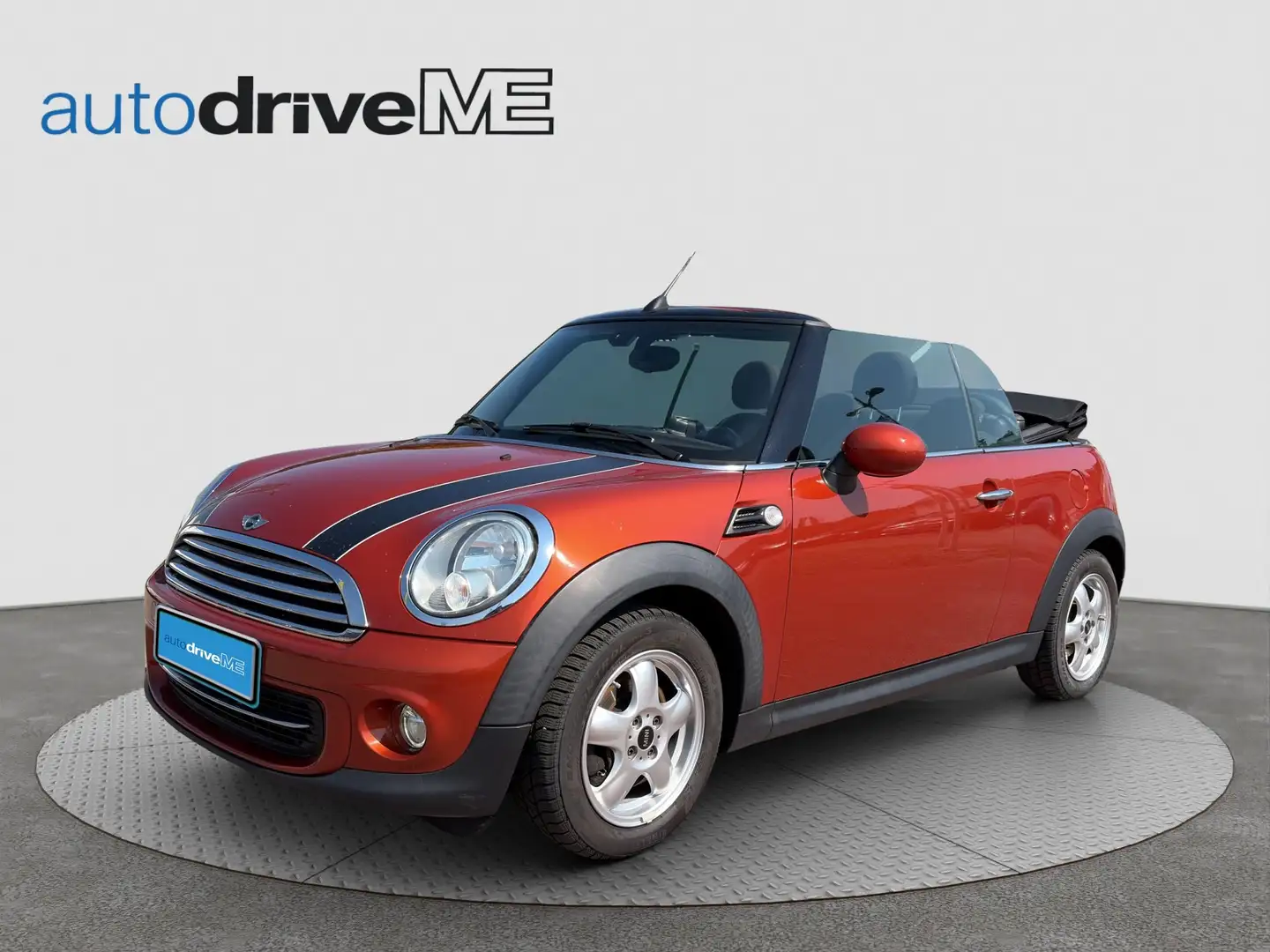 MINI Cooper Cabrio Orange - 1