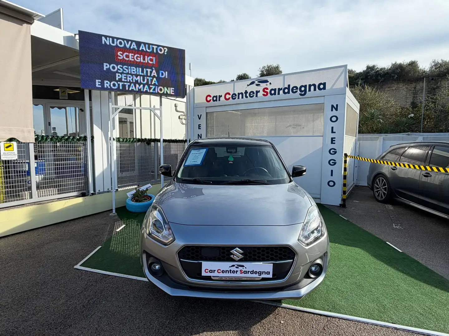 Suzuki Swift Swift VI 2017 1.2h Top 2wd my19 Grigio - 2