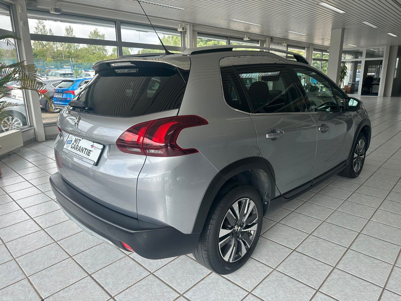 Peugeot 2008 Allure*PDC*Panorama*RDKS*Navi*Bluetooth* — photo 5