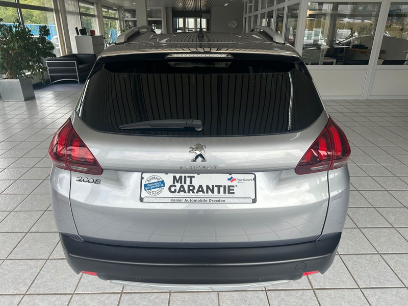 Peugeot 2008 Allure*PDC*Panorama*RDKS*Navi*Bluetooth* — photo 6