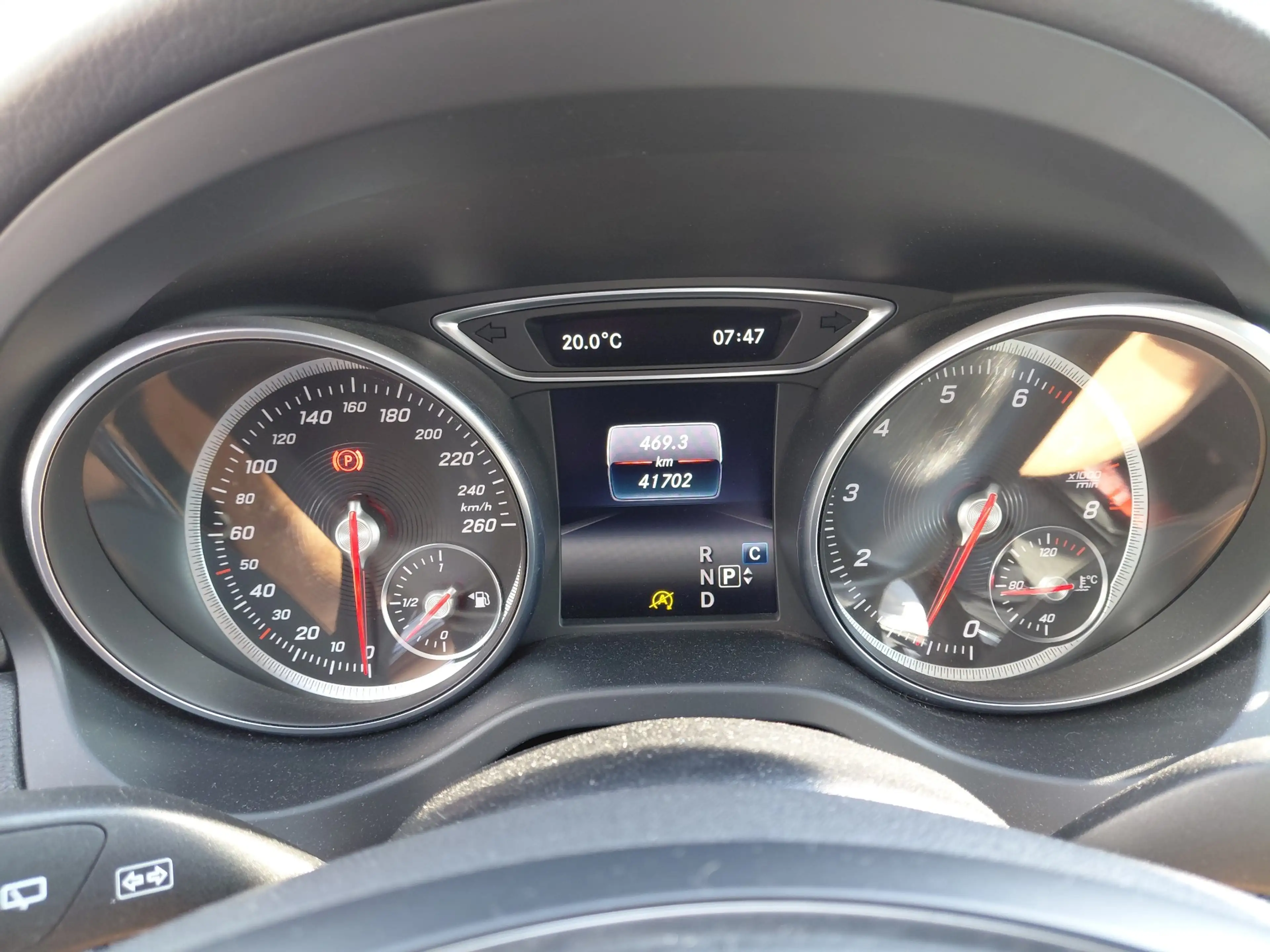 Mercedes-Benz GLA 180 GLA 180 (EU6.2) — photo 14