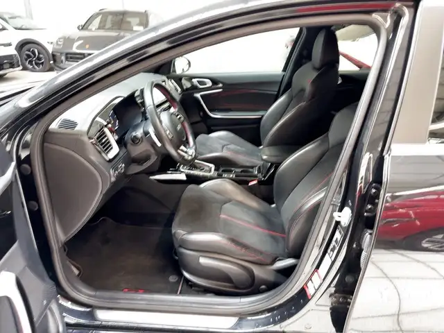 Kia Ceed view 8