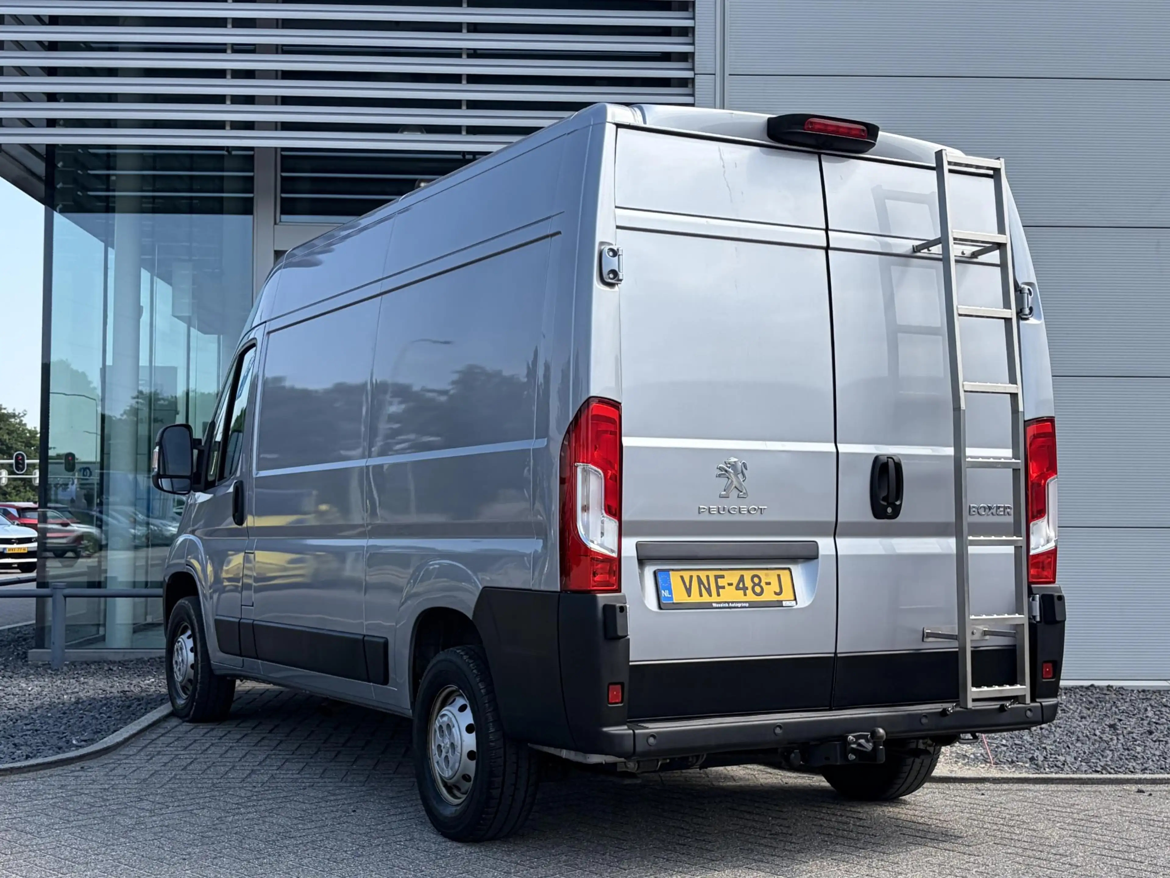 Peugeot Boxer 330 2.2 BlueHDi 140 L2H2 Premium | Trekhaak | Acht — photo 7