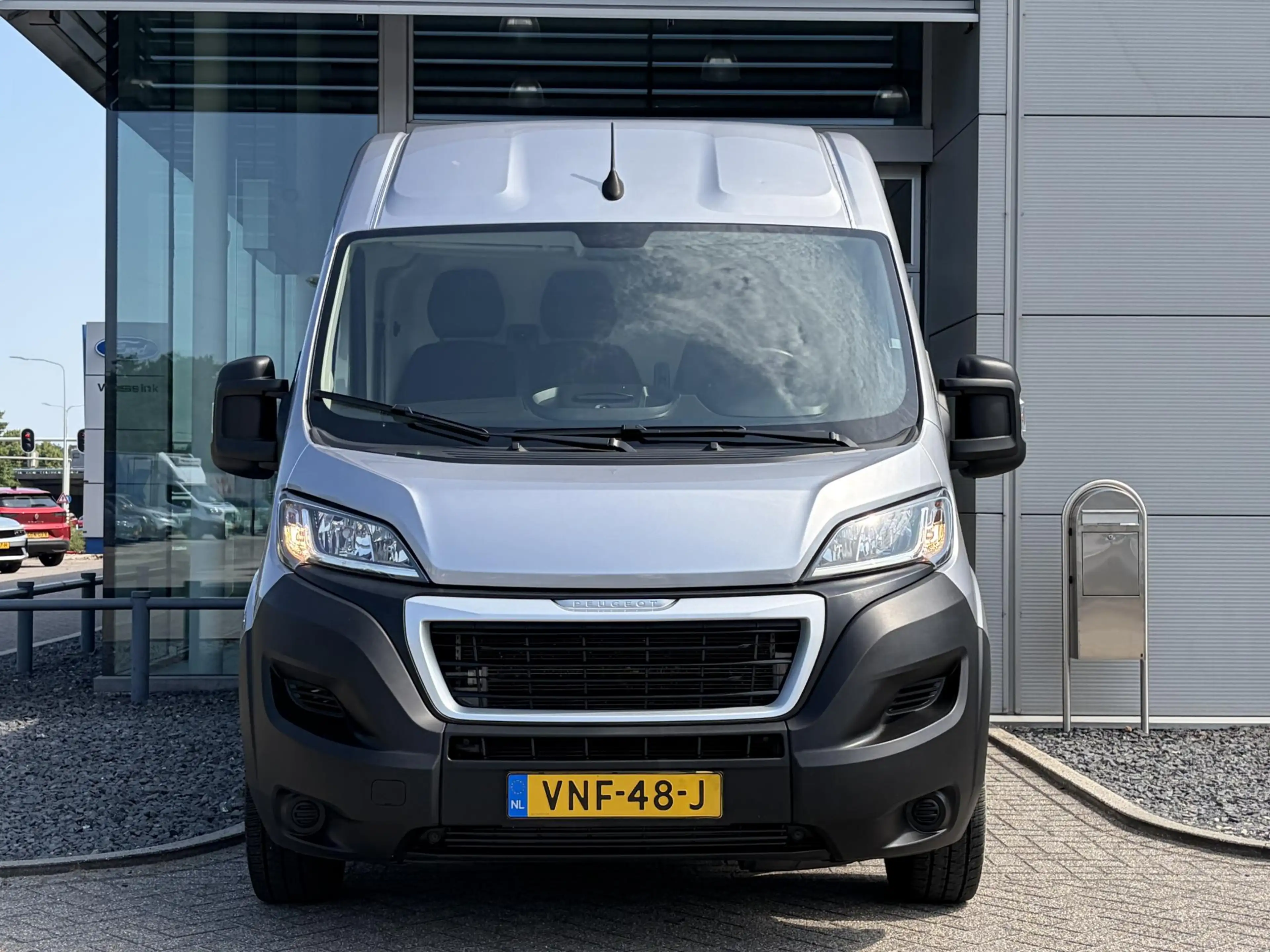 Peugeot Boxer 330 2.2 BlueHDi 140 L2H2 Premium | Trekhaak | Acht — photo 2