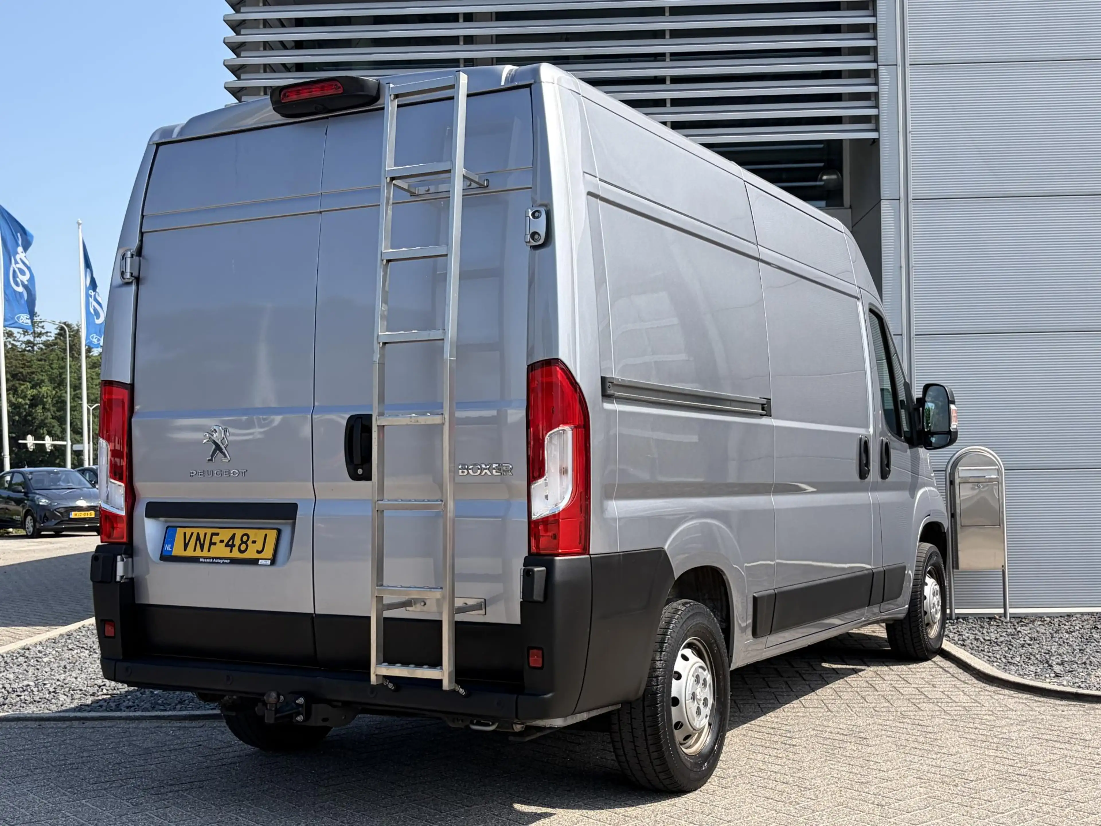 Peugeot Boxer 330 2.2 BlueHDi 140 L2H2 Premium | Trekhaak | Acht — photo 6