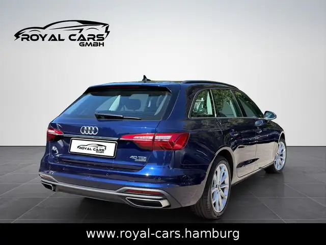 Audi A4 view 9