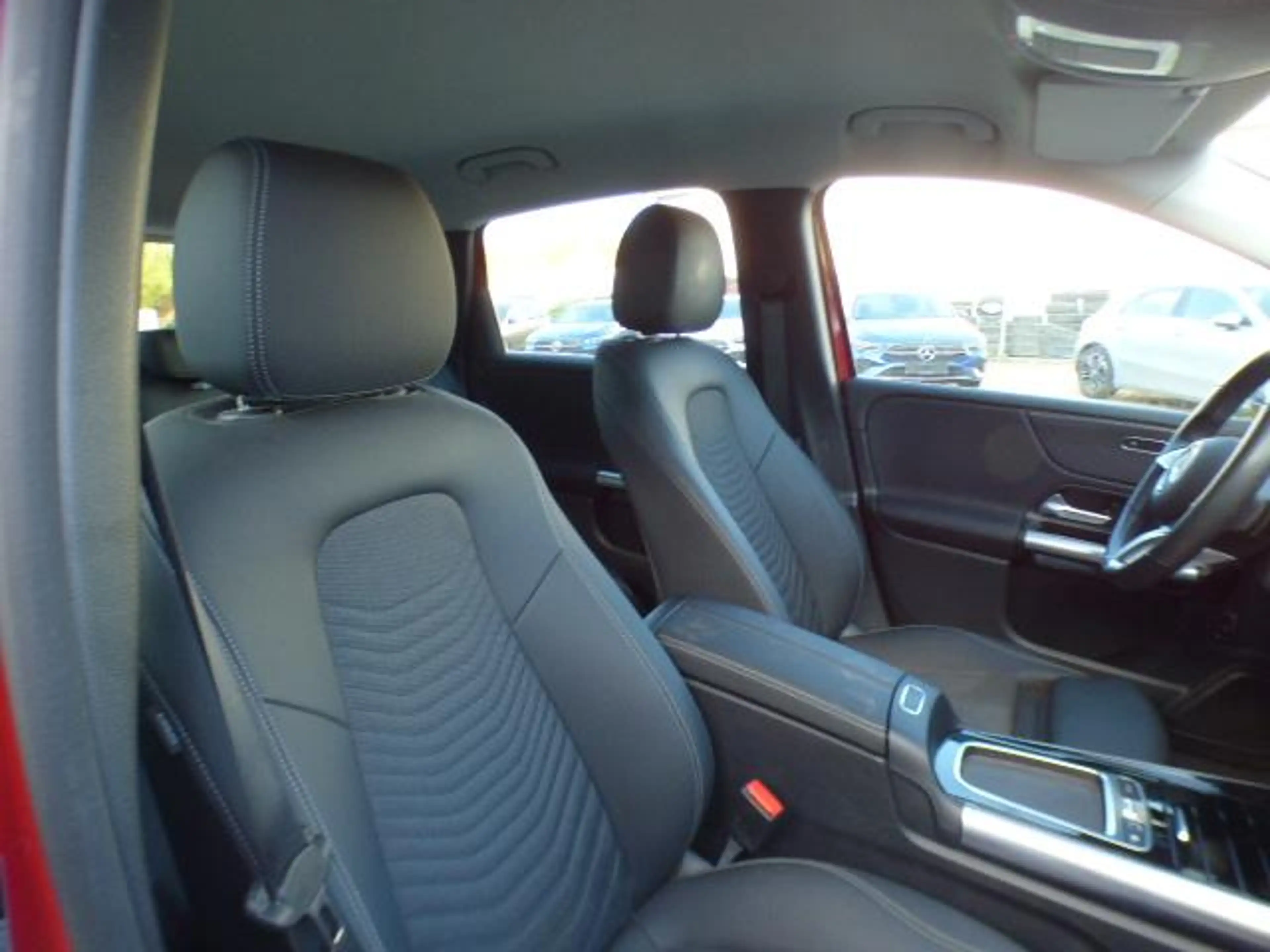 Mercedes-Benz B 220 d Progressive Line Advanced Plus Smartphone Int... — photo 15
