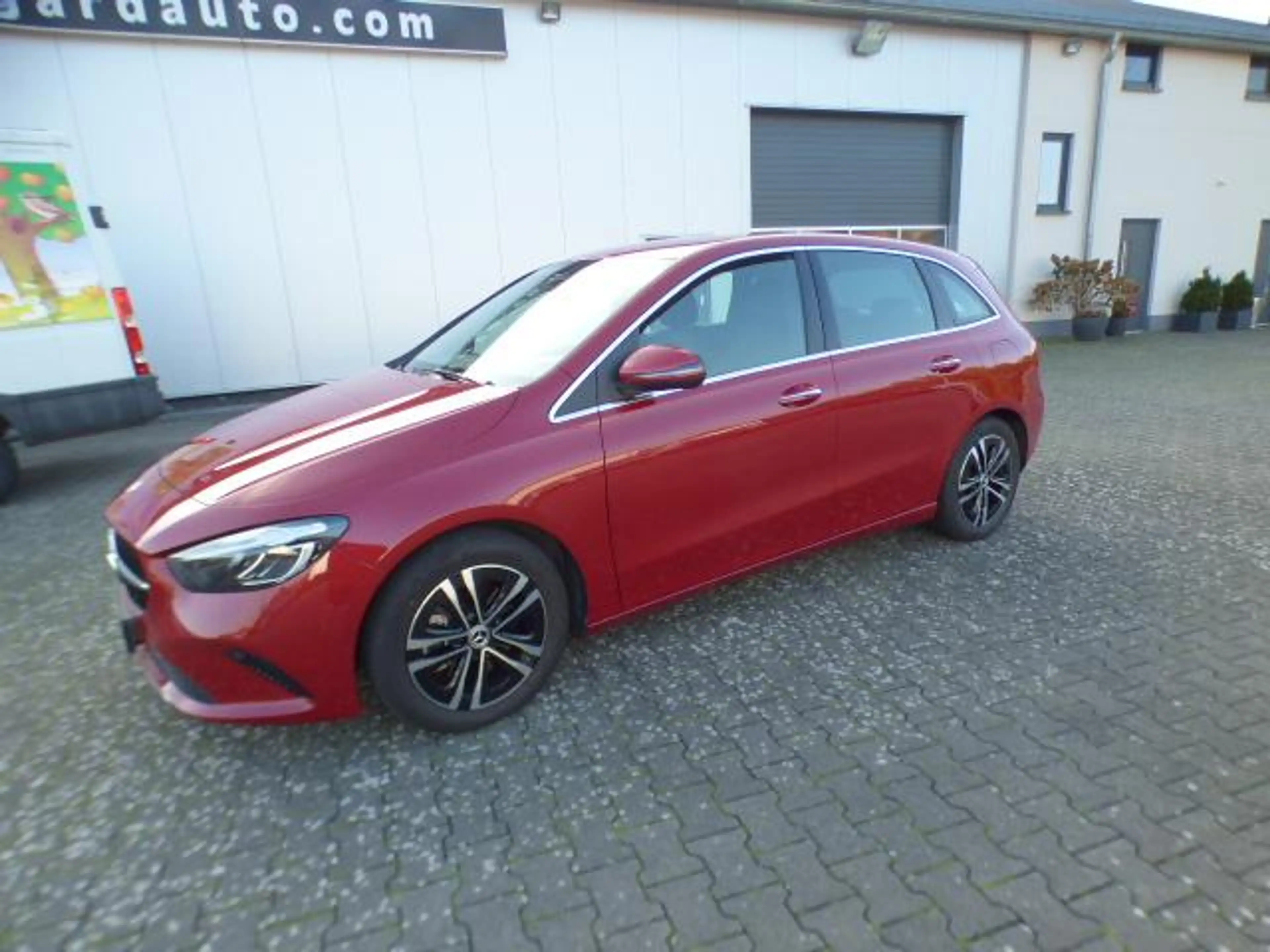 Mercedes-Benz B 220 d Progressive Line Advanced Plus Smartphone Int... — photo 2