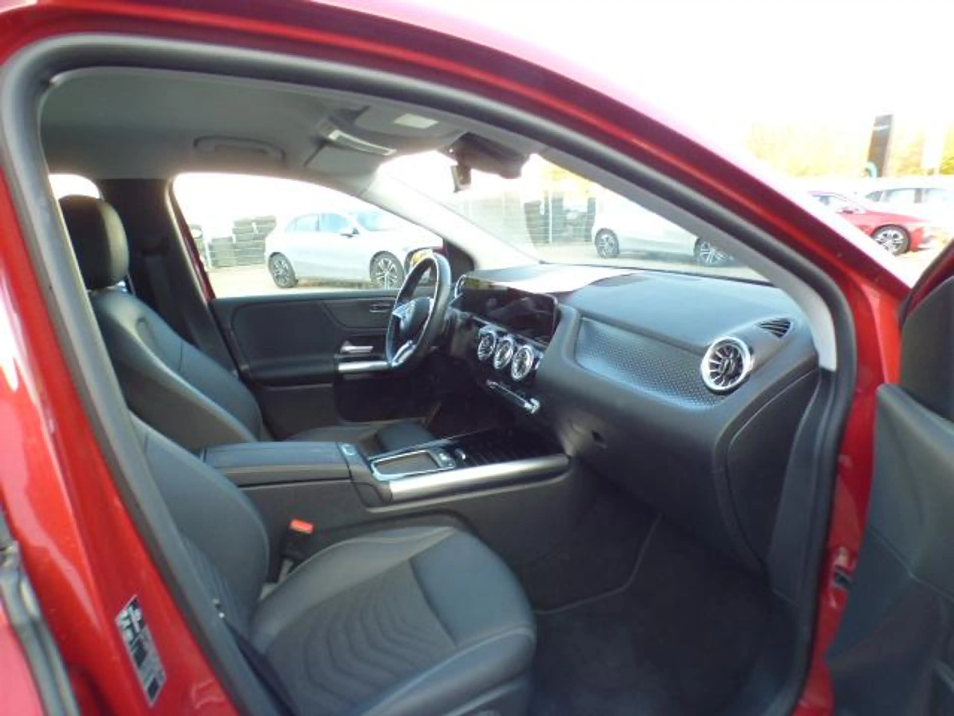 Mercedes-Benz B 220 d Progressive Line Advanced Plus Smartphone Int... — photo 13