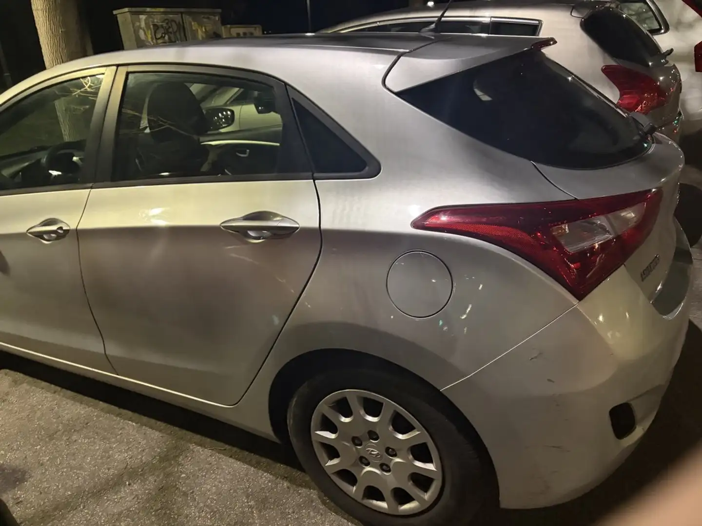 Hyundai i30 2.0CRDi Premium - 2