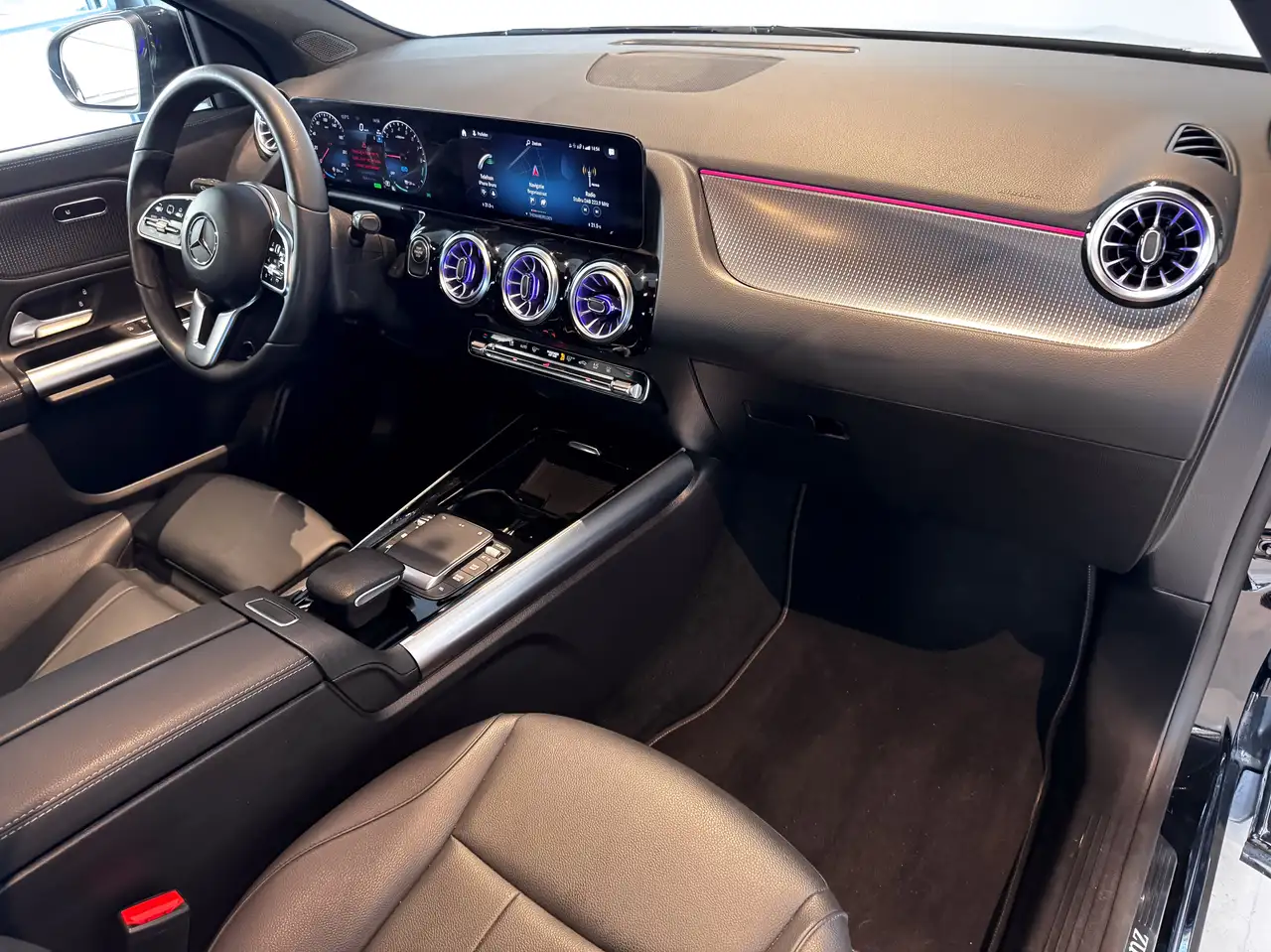 Mercedes-Benz GLA 250 e Progressive **CAMERA*LEATHER*CARPLAY**, миниатюра 11